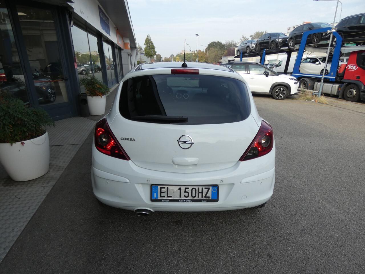 OPEL Corsa 4ª serie Corsa 1.2 3 porte b-color
