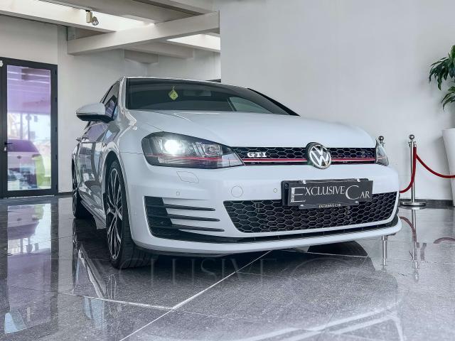 Volkswagen Golf GTI Golf 5p 2.0 tsi Gti dsg