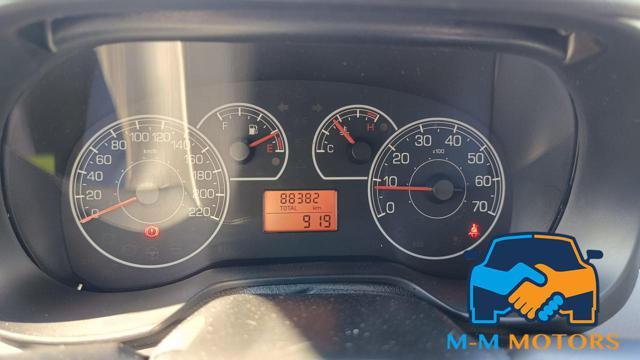 FIAT Punto 1.2 8V 5 porte Street "PERFETTA"