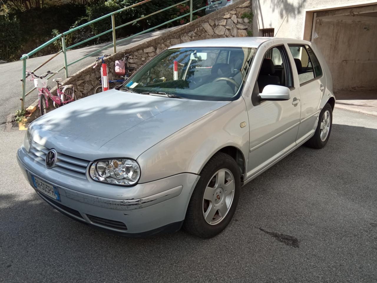 Volkswagen Golf 1.6 cat 5 porte Highline