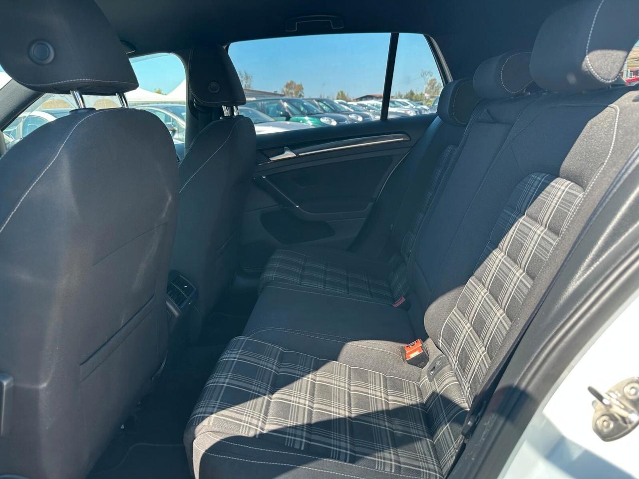 Volkswagen Golf 7 GTD Automatica