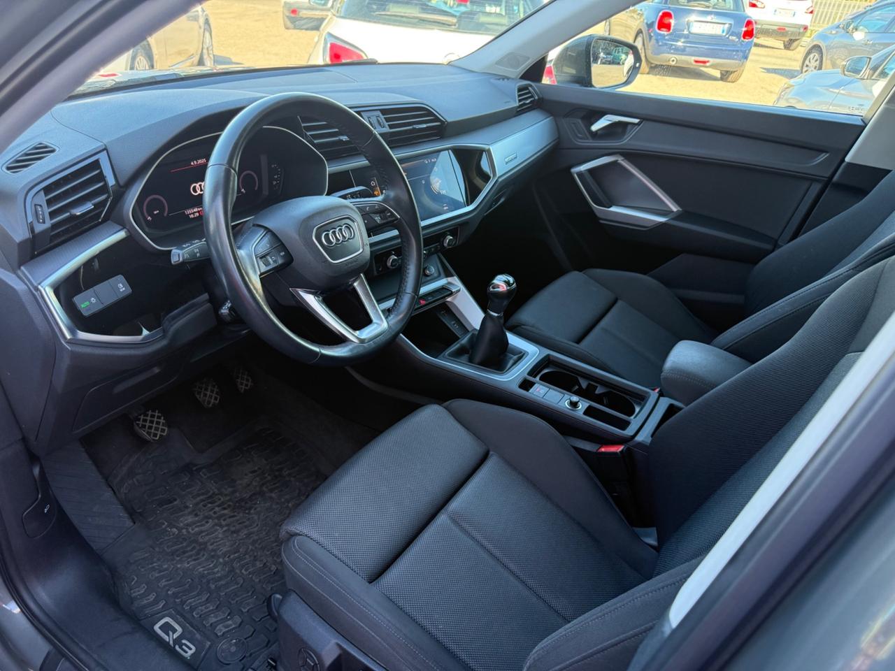 Audi Q3 35 TDI quattro Business Advanced