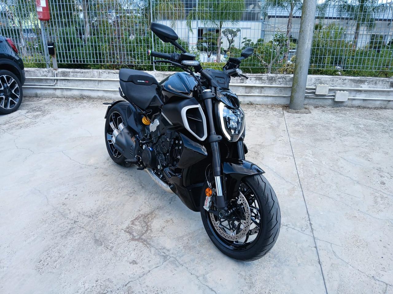Ducati Diavel V4