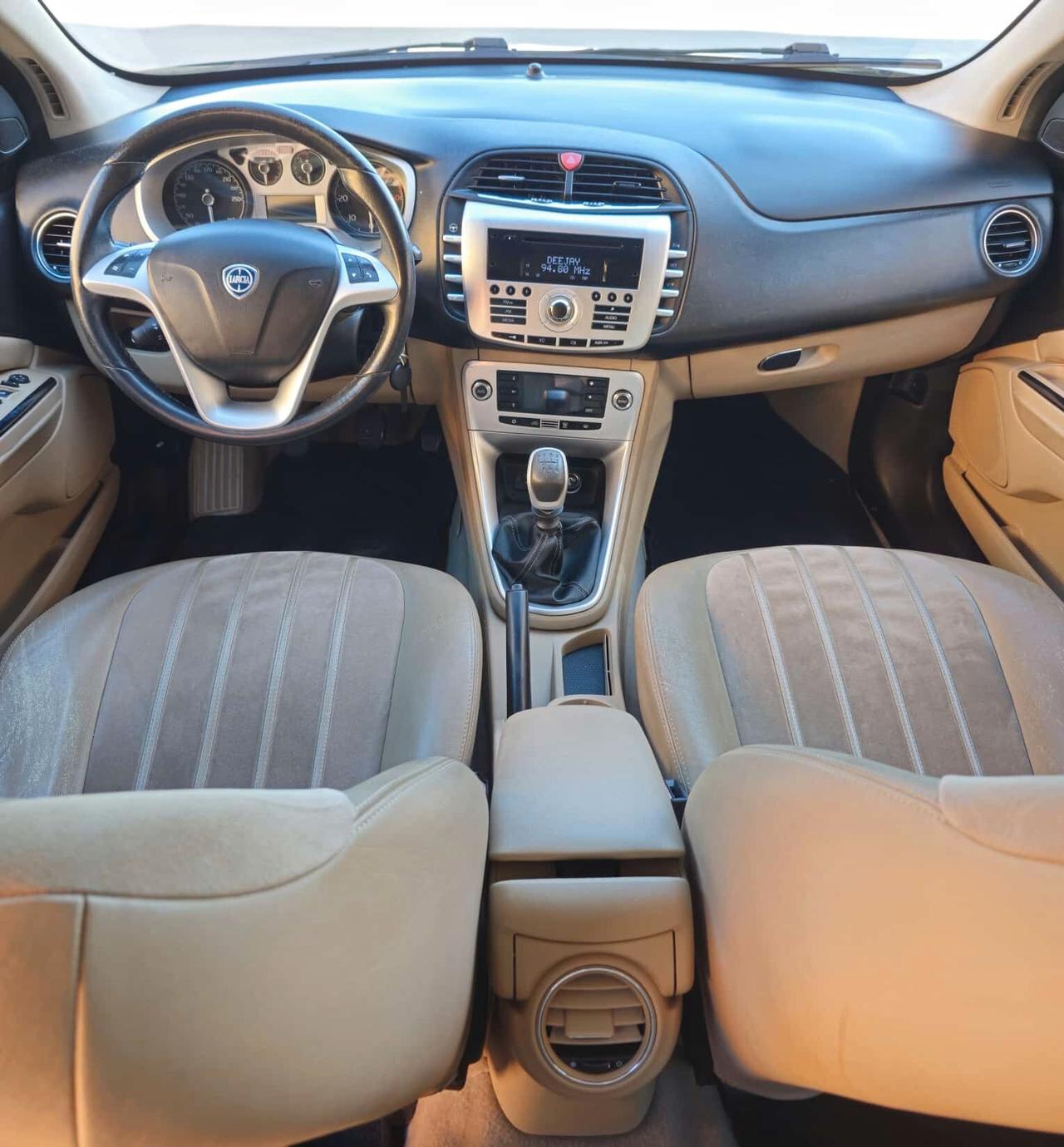 Lancia Delta 1.6 MJT DPF 105 CV Gold