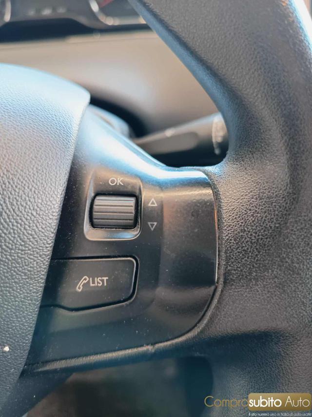 PEUGEOT 208 1.4 8V HDi 68CV 5p. Access