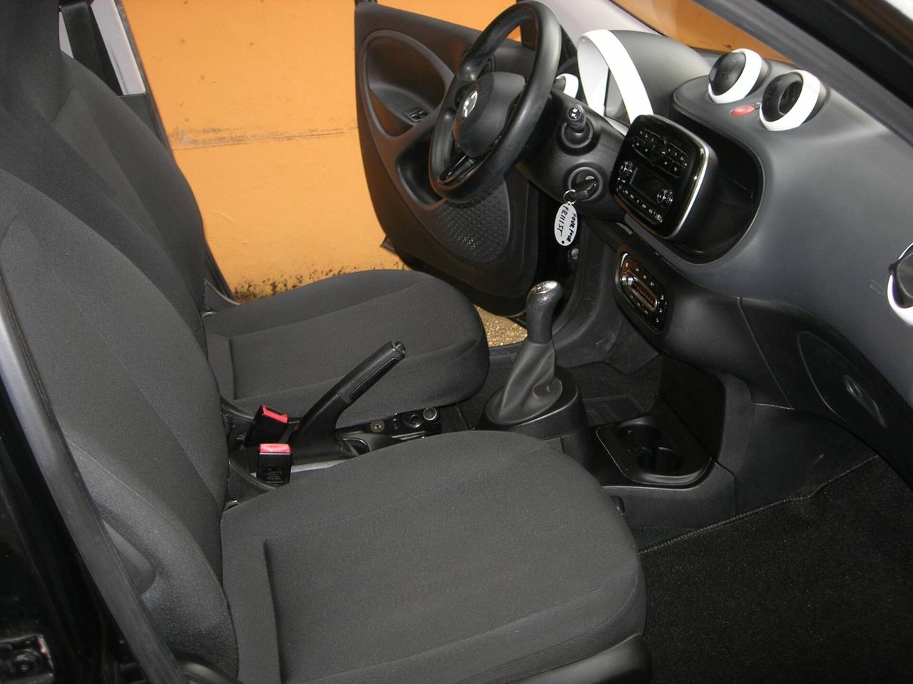 Smart ForFour 70 1.0 Youngster