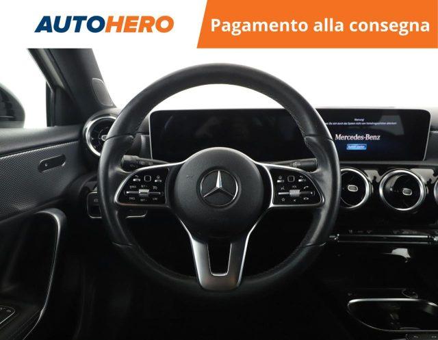 MERCEDES-BENZ A 180 Automatic Sport