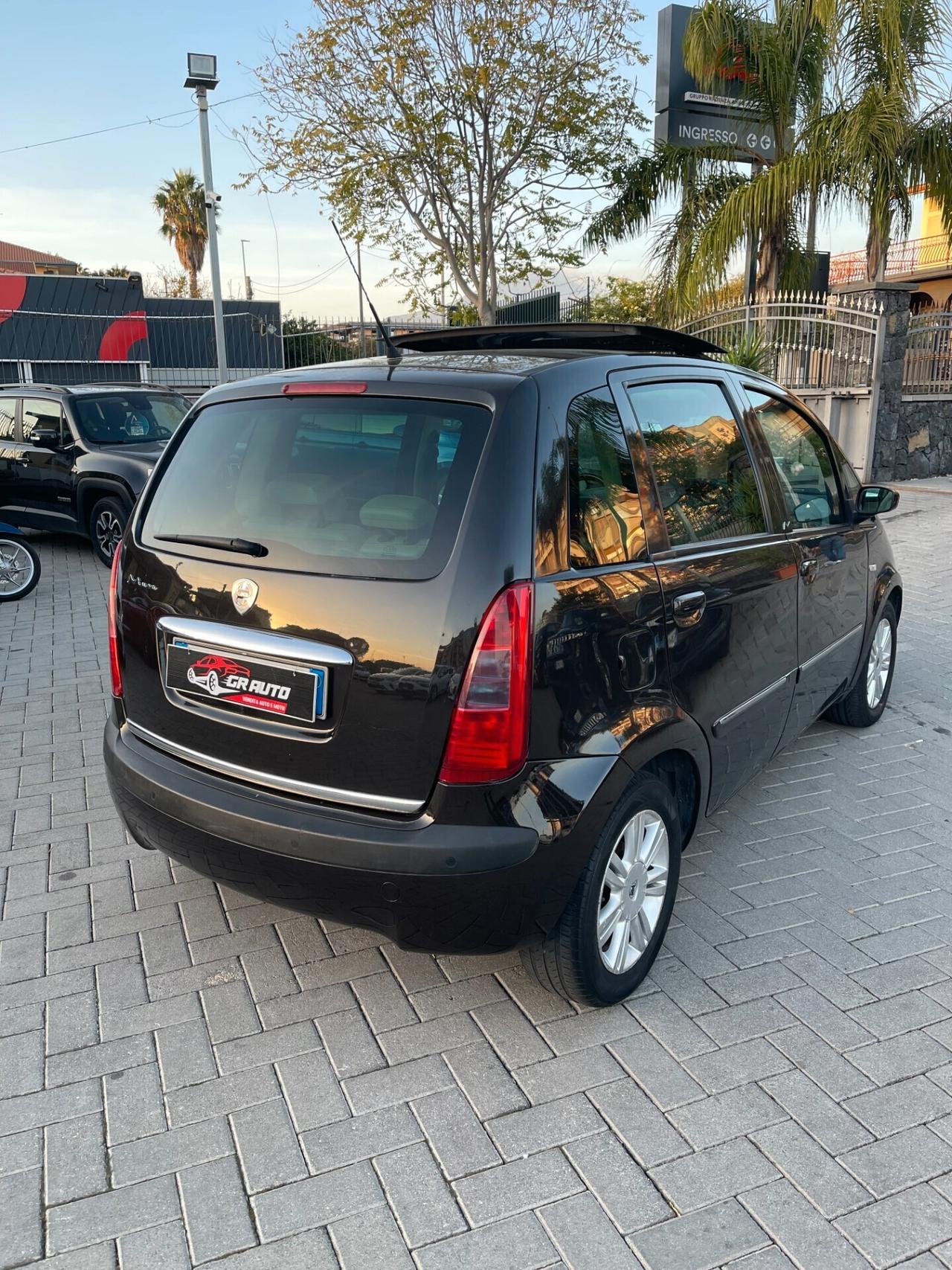 Lancia MUSA Platino Plus