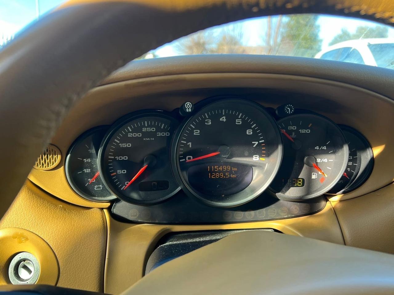 Porsche 911 Carrera cat Coupé