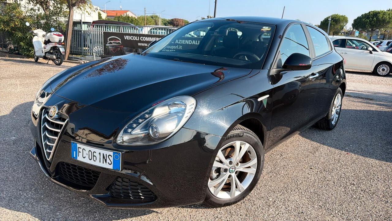 Alfa Romeo Giulietta 1.6 JTDm-2 120 CV Distinctive