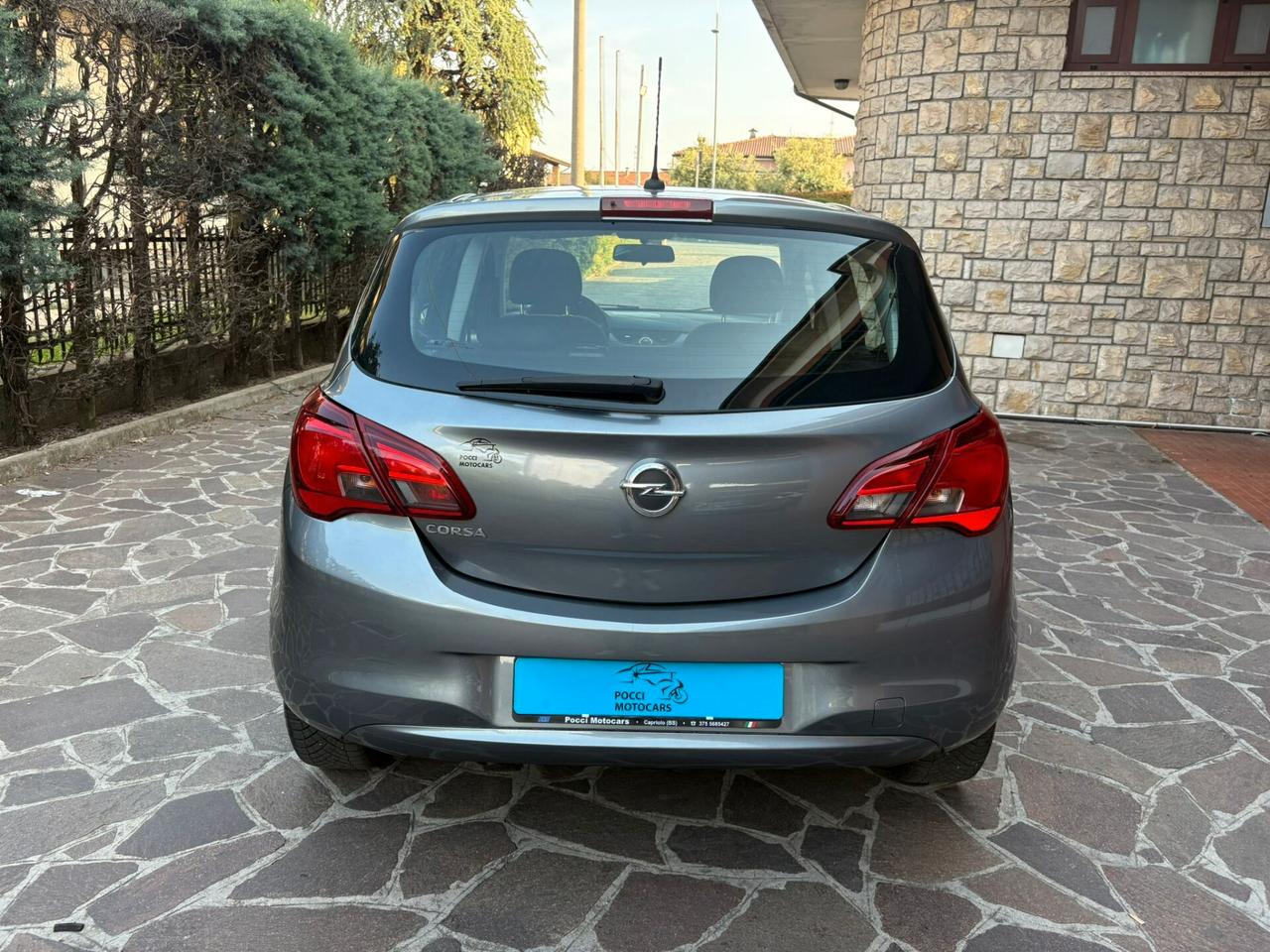 Opel Corsa 1.2 5 porte