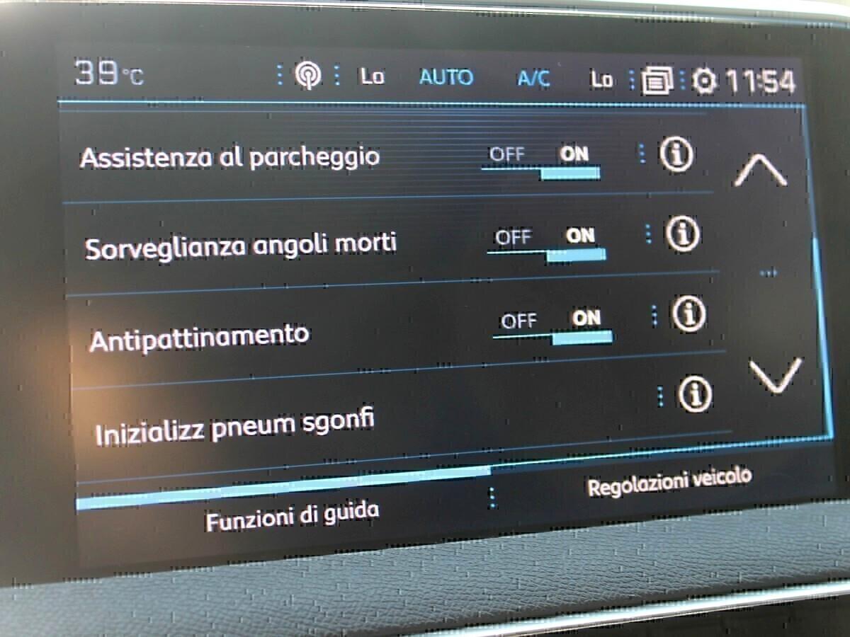 Peugeot 5008 2.0HDI 150Cv Allure Navi 7 Posti IVA DEDUCIBILE