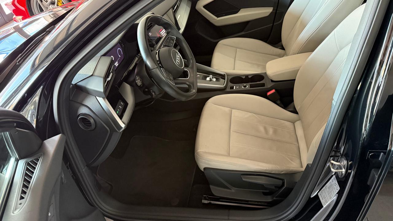 AUDI A 3 SPORTBACK S LINE TETTO S TRONIC