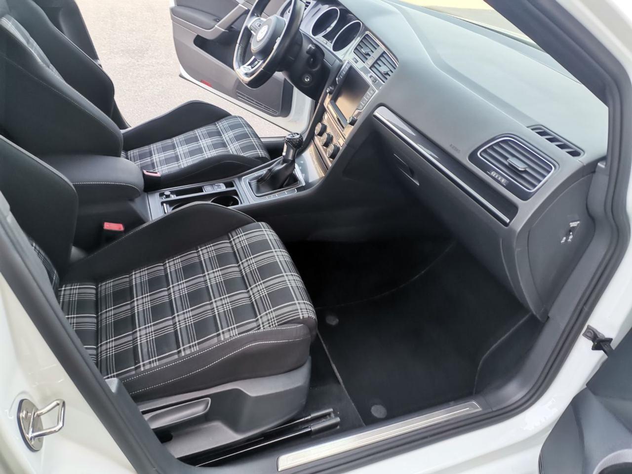 Volkswagen Golf GTD 2.0 TDI 5p. BlueMotion Technology