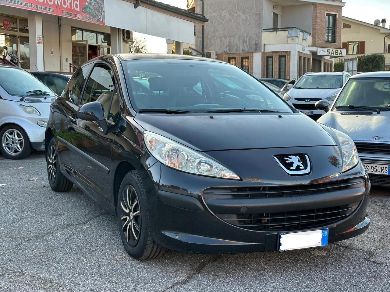 Peugeot 207 1.4 bezina