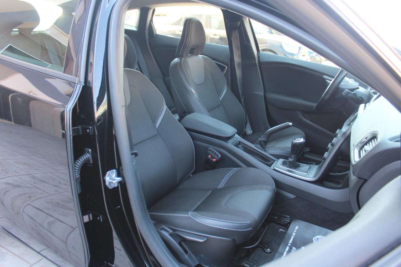Volvo V40 D2 Business
