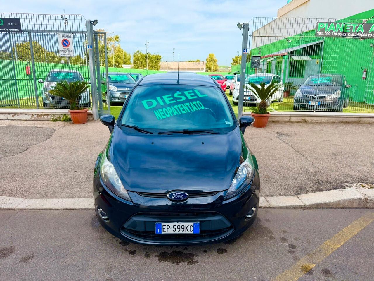 Ford Fiesta 1.4 TDCi DIESEL 70CV 5 porte - Anno 11/2012 - NEOPATENTATO