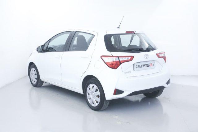 TOYOTA Yaris 1.0 5 porte Active NEOPATENTATI