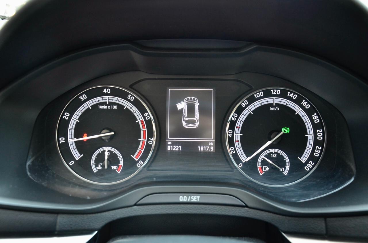 SKODA KAROQ 1.5 TSI STYLE 150cv DSG, PREZZO REALE, SERVICE DIMOSTRABILI, EURO 6C, UFF ITALIANA, FARI LED, RETROCAMERA, PERMUTE
