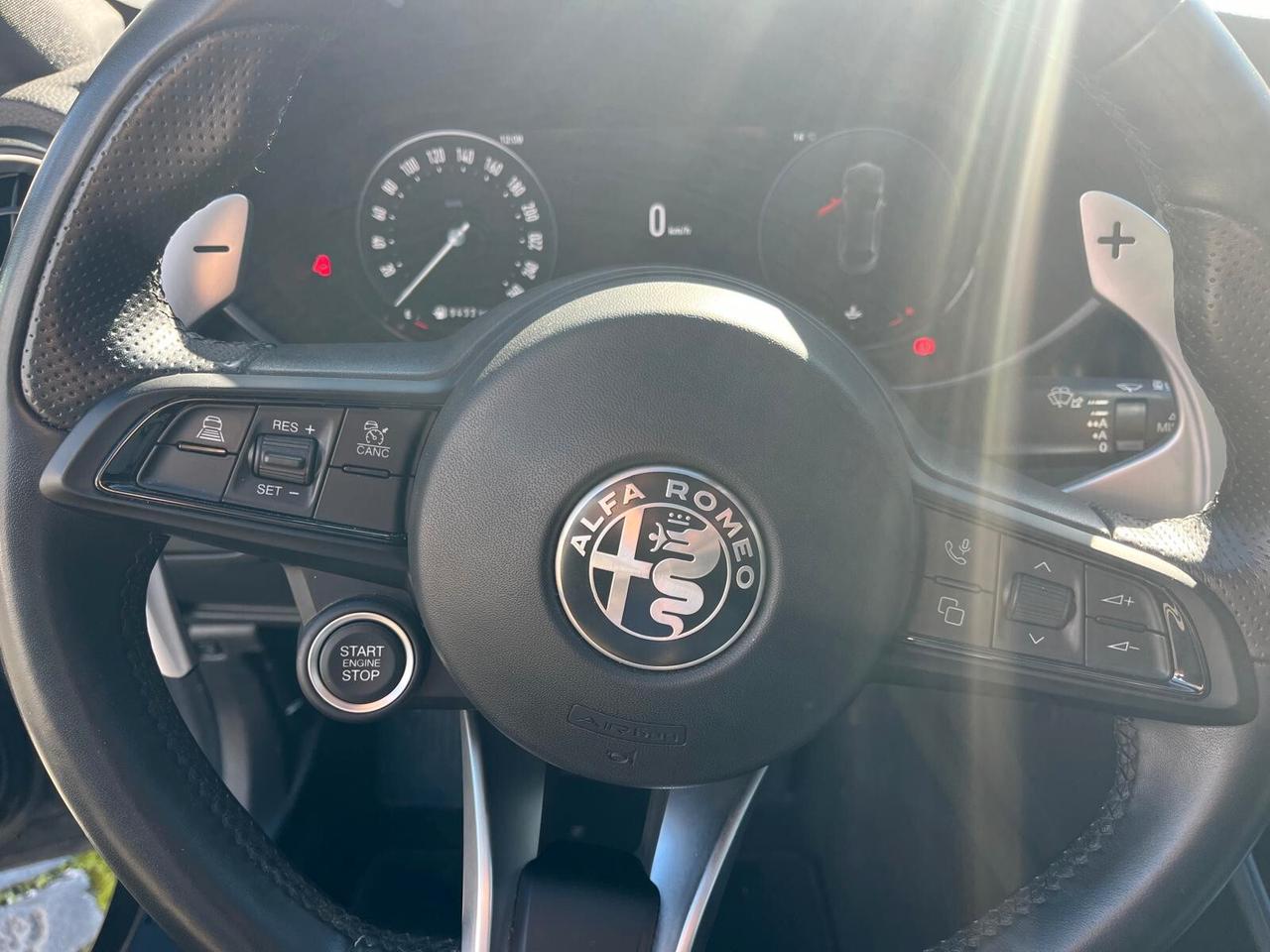 Alfa Romeo Giulia 2.2 Turbodiesel 210 CV AT8 AWD Q4 Veloce