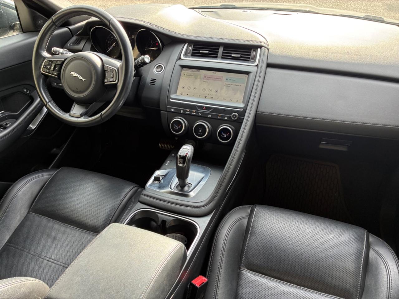 Jaguar E-Pace 2.0D 150 cv AWD R-Dynamic S