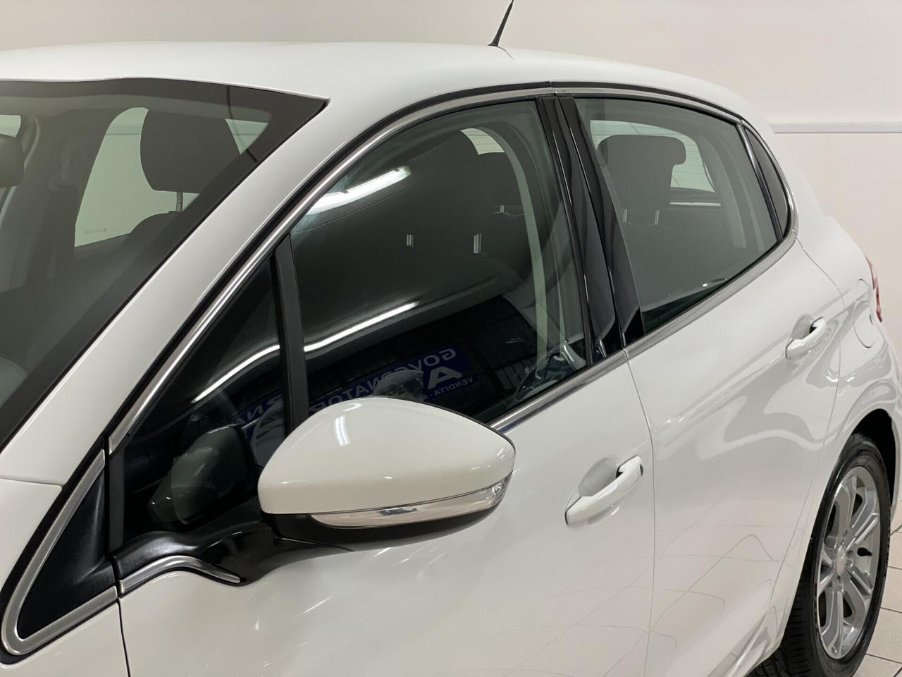 Peugeot 208 1.6 e-HDi 92 CV S&s 5 porte Allure