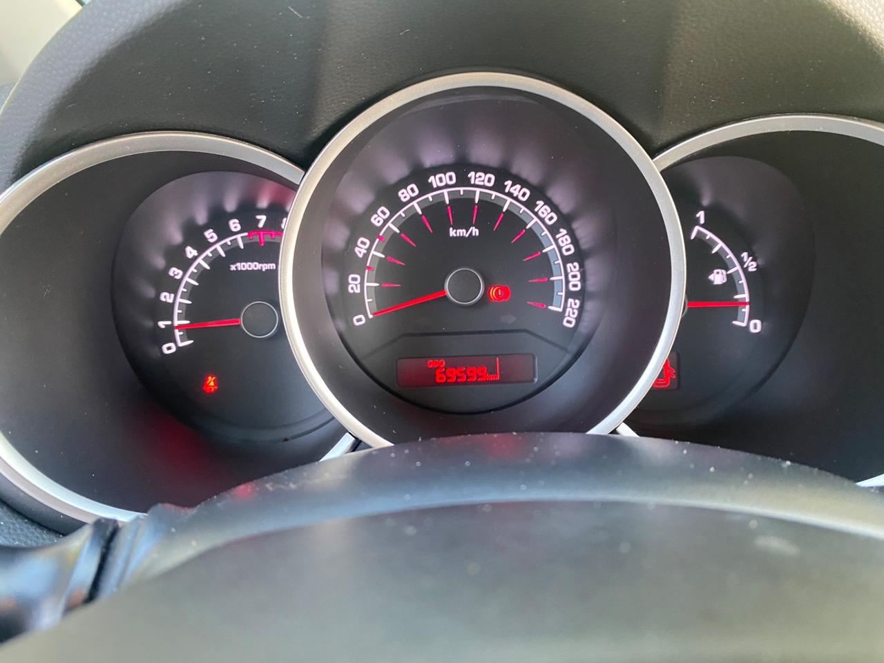 Kia Venga 1.4 EcoGPL Cool Navi NEOPATENTATI!!!