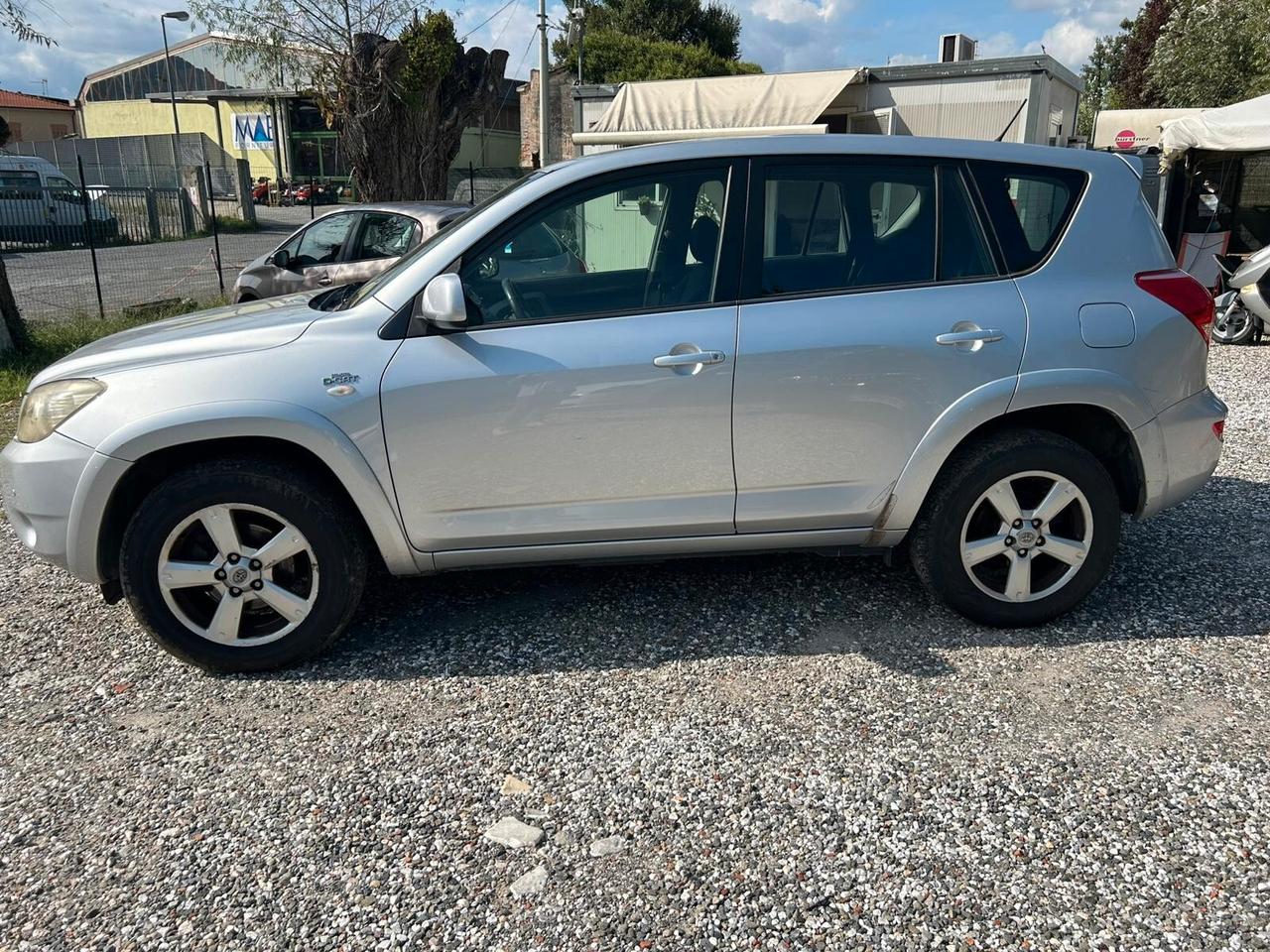 Toyota RAV 4 RAV4 2.2 D-4D 177 CV Luxury