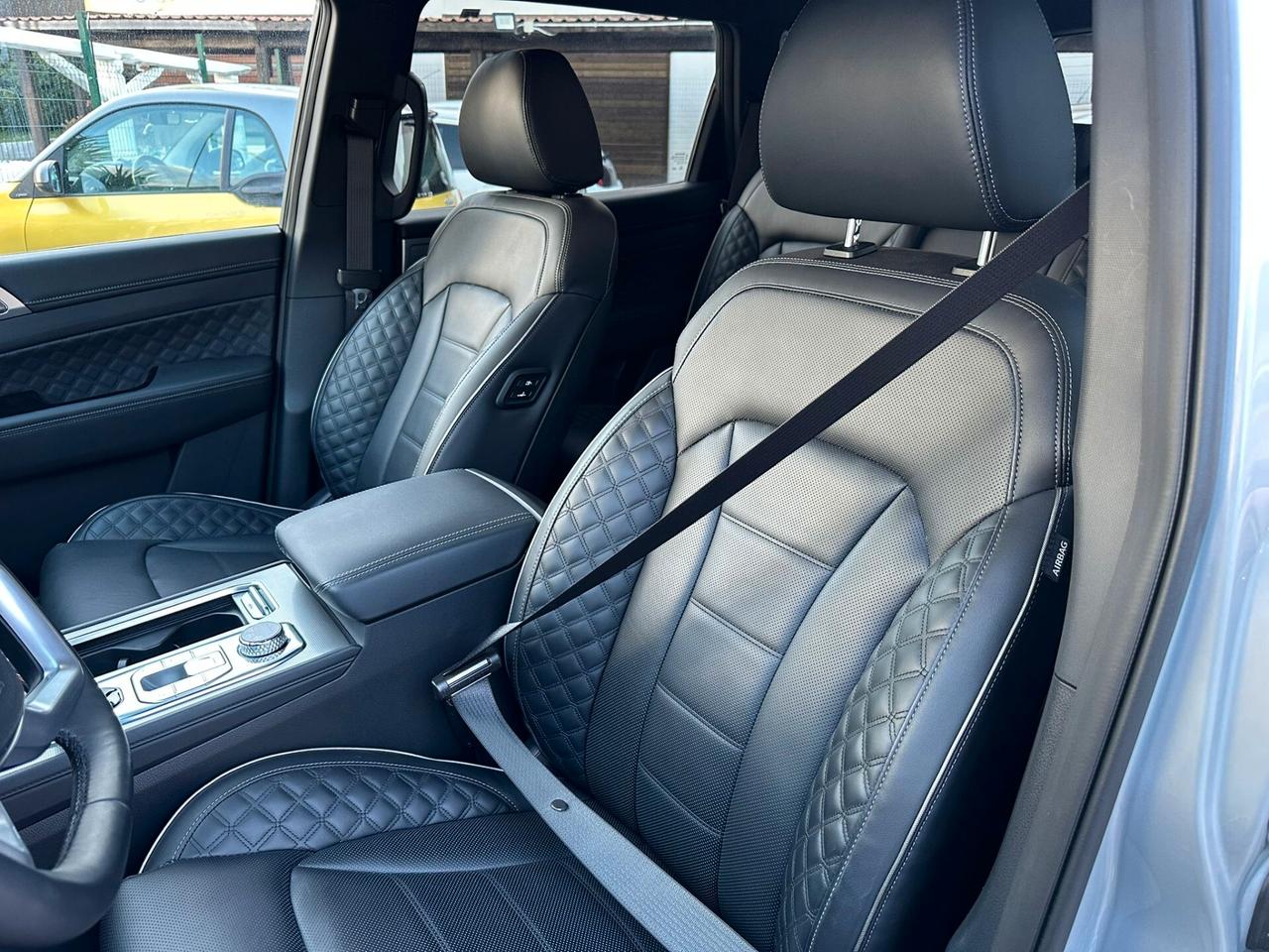 Ssangyong REXTON 2.2 4WD Dream 8 A/T