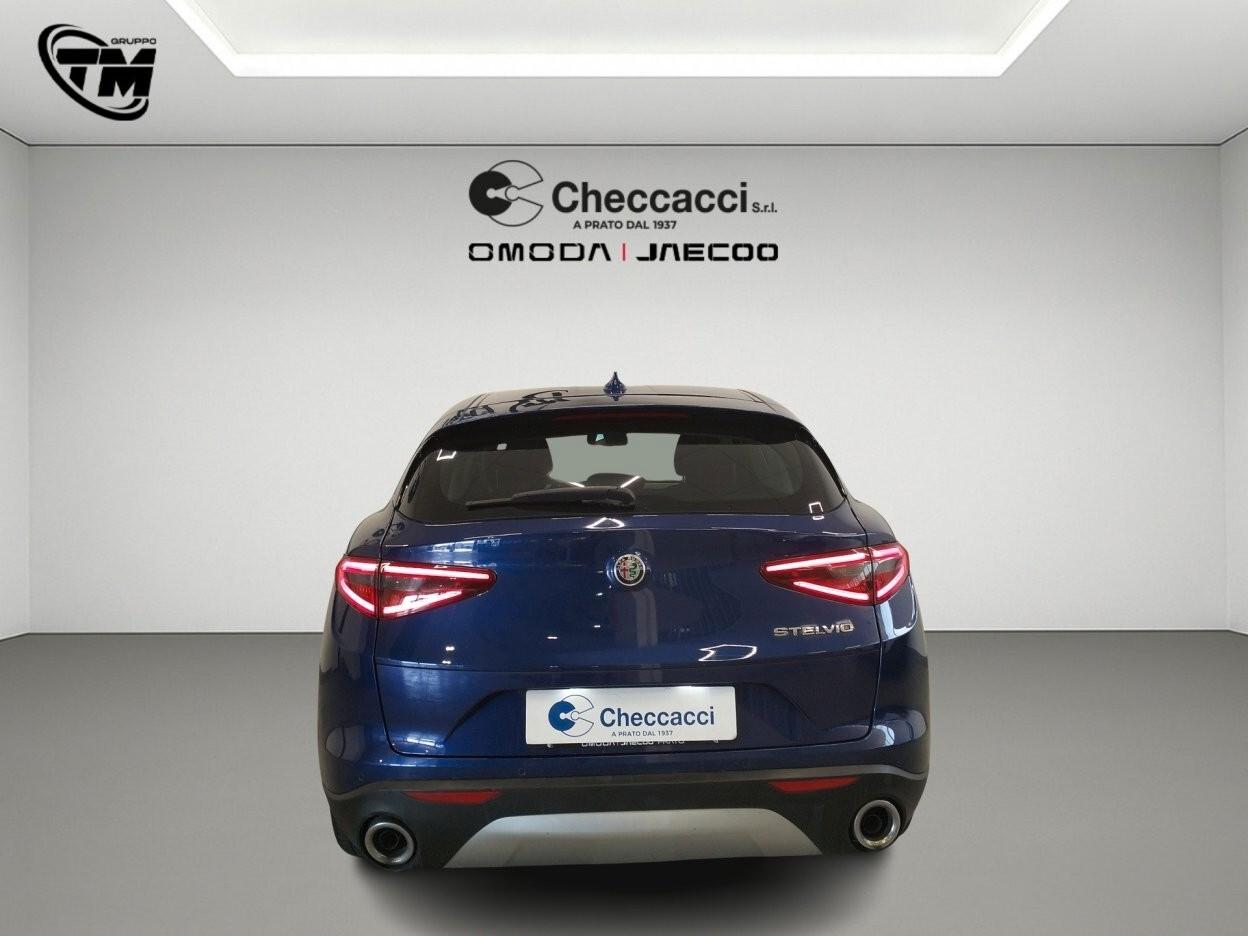 Alfa Romeo Stelvio 2.2 Turbodiesel 160 CV AT8 RWD Business