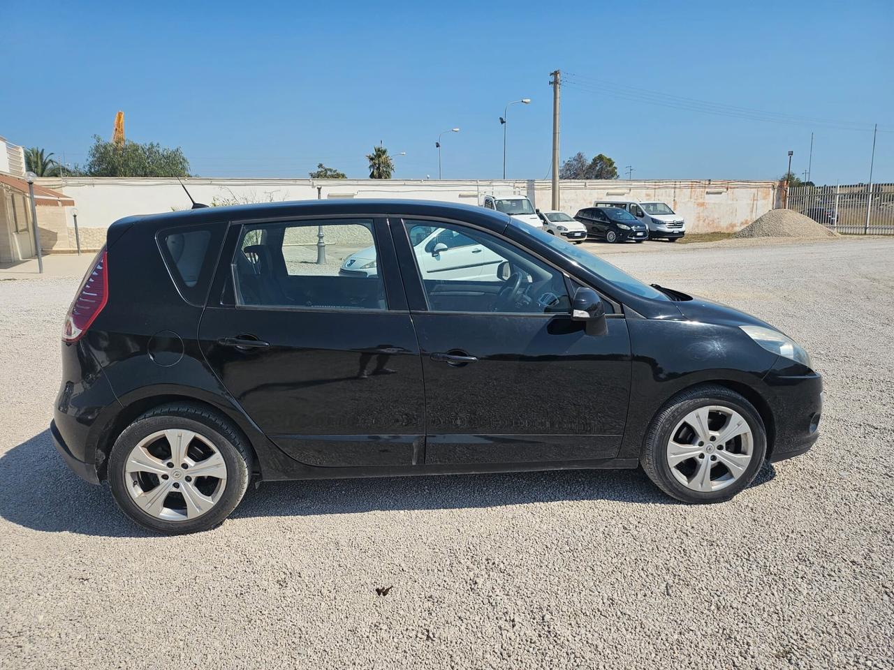 Renault Scenic Scénic X-Mod 1.5 dCi 110CV Luxe