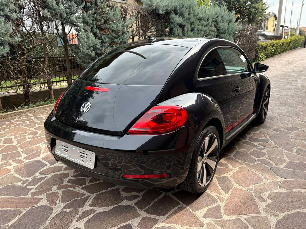 Volkswagen Maggiolino 1.2 TSI Club DSG NAVY TELECAMERA