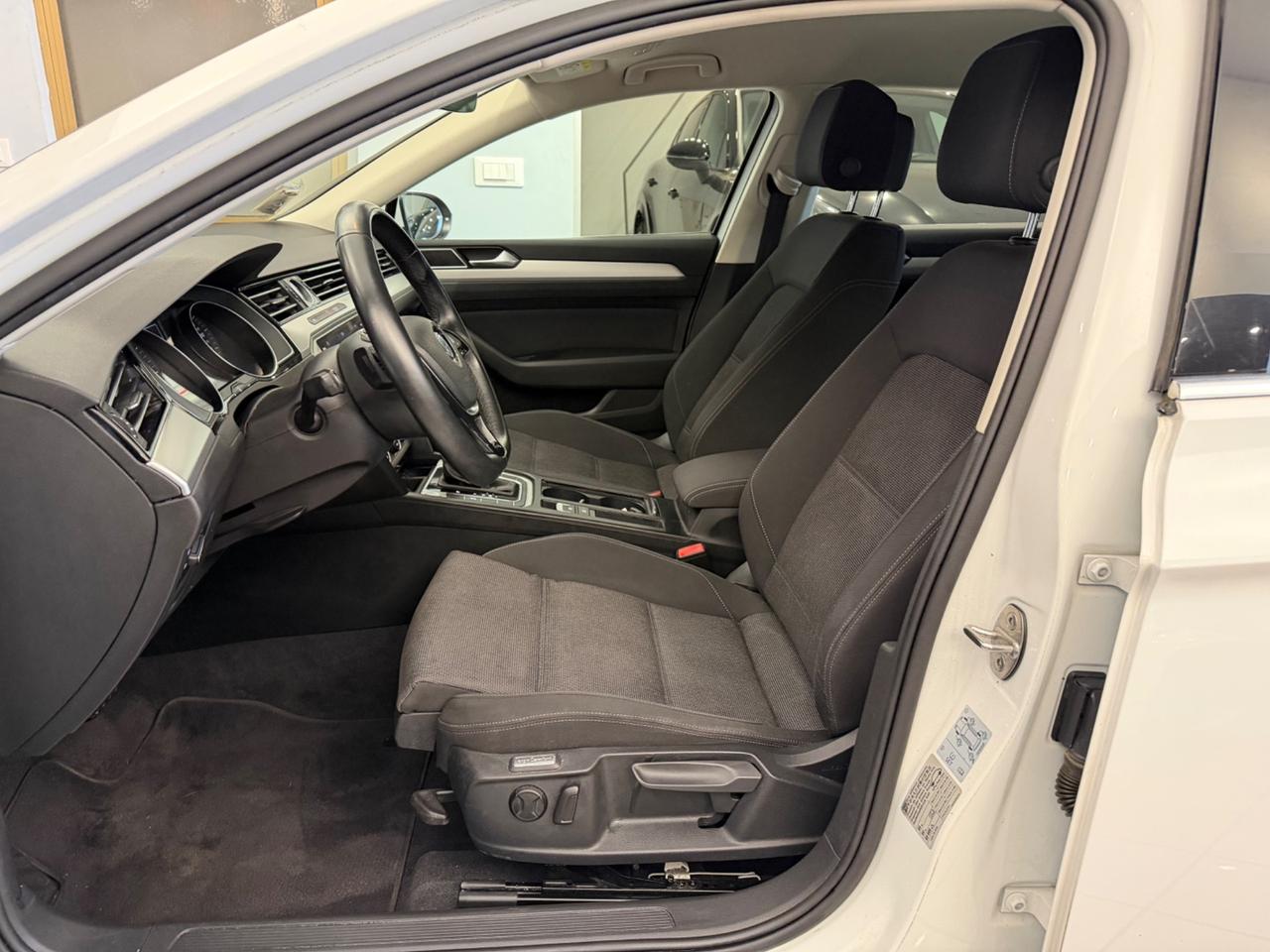 Volkswagen Passat Variant 2.0 TDI DSG Executive BlueMotion Tech.