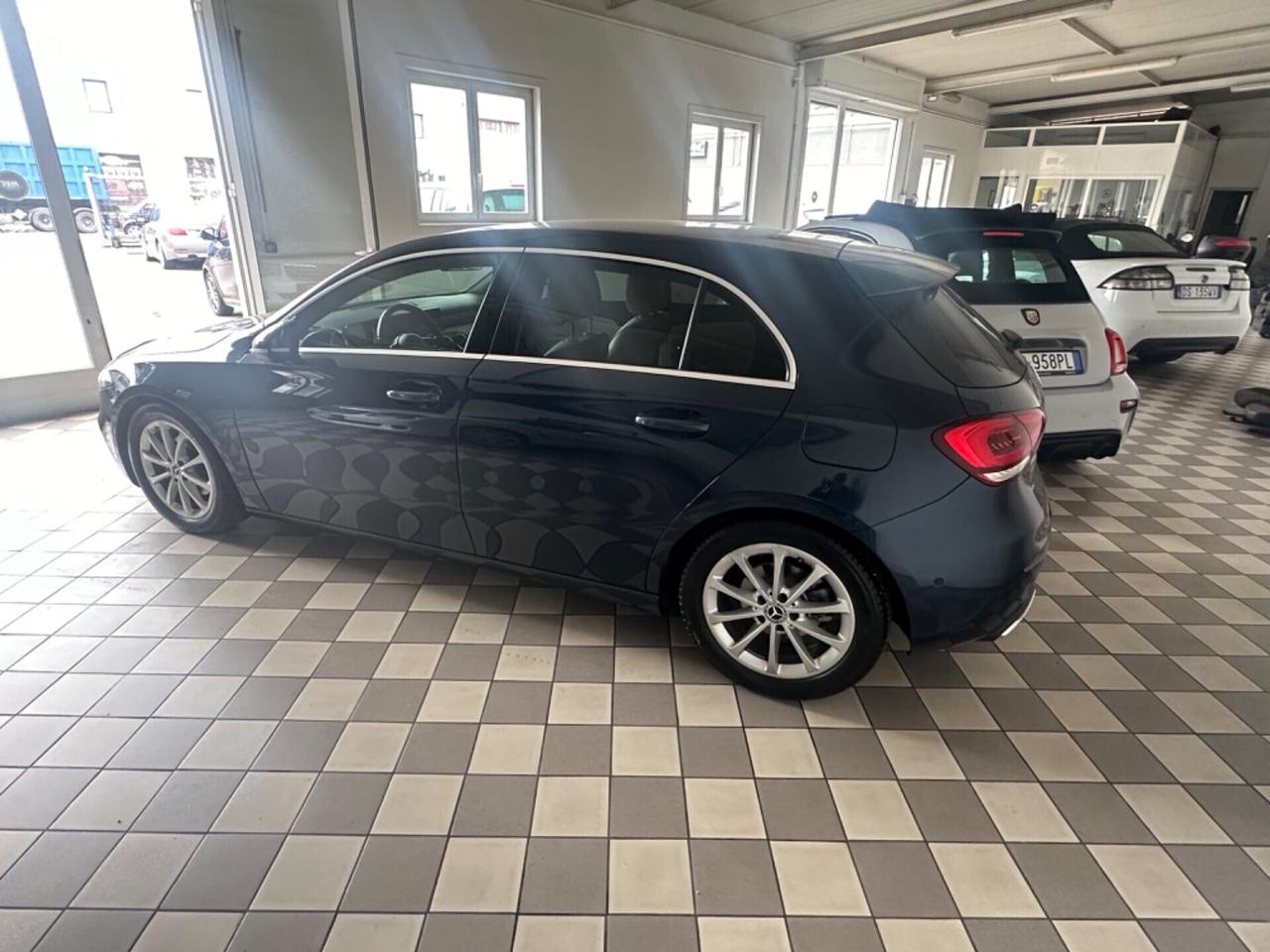 Mercedes-benz A 180 d Automatic Premium