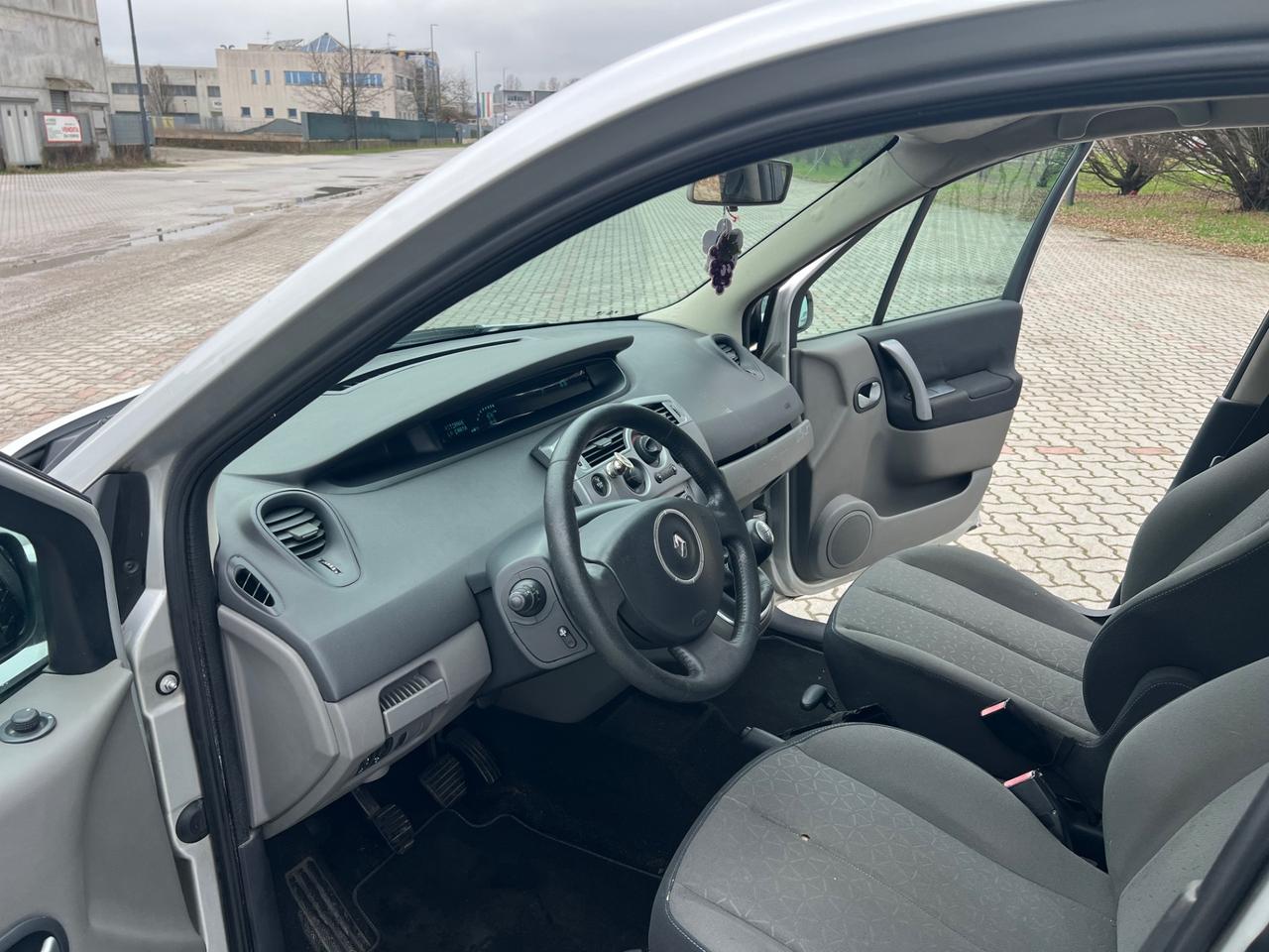 Renault Scenic Scénic 1.6 16V/105CV GPL Serie Speciale