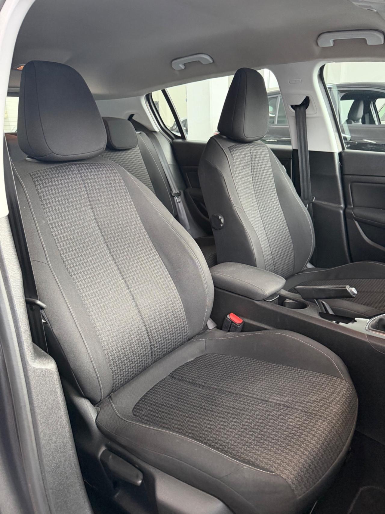Peugeot 308 BlueHDi 130 S&S Allure FINANZIABILE
