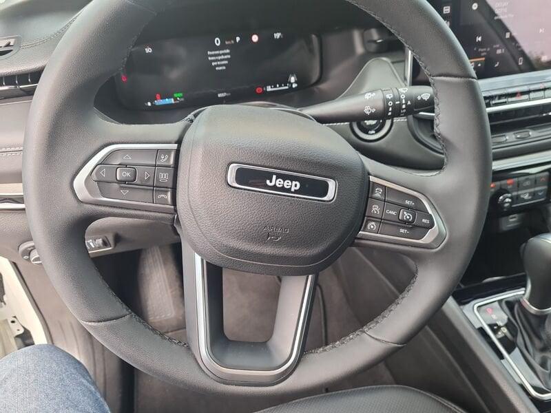 Jeep Compass e-Hybrid 1.5 Turbo MHEV T4 96kW Summit DDCT