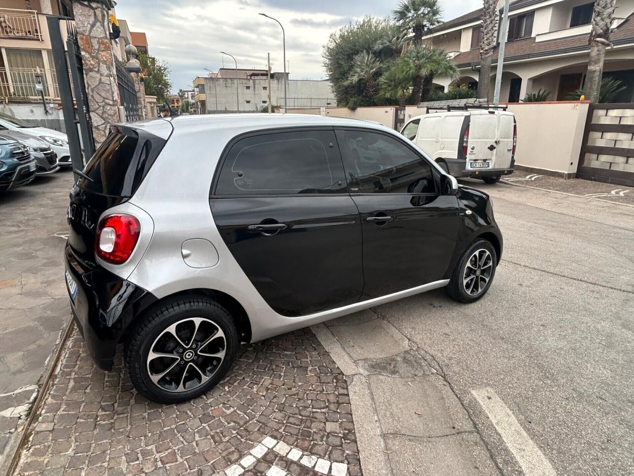 Smart ForFour 70 1.0 Passion