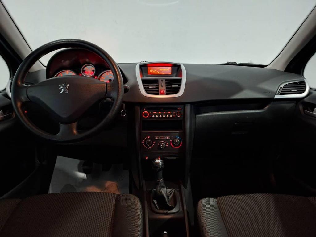Peugeot 207 5 Porte 1.4 HDi X-Line