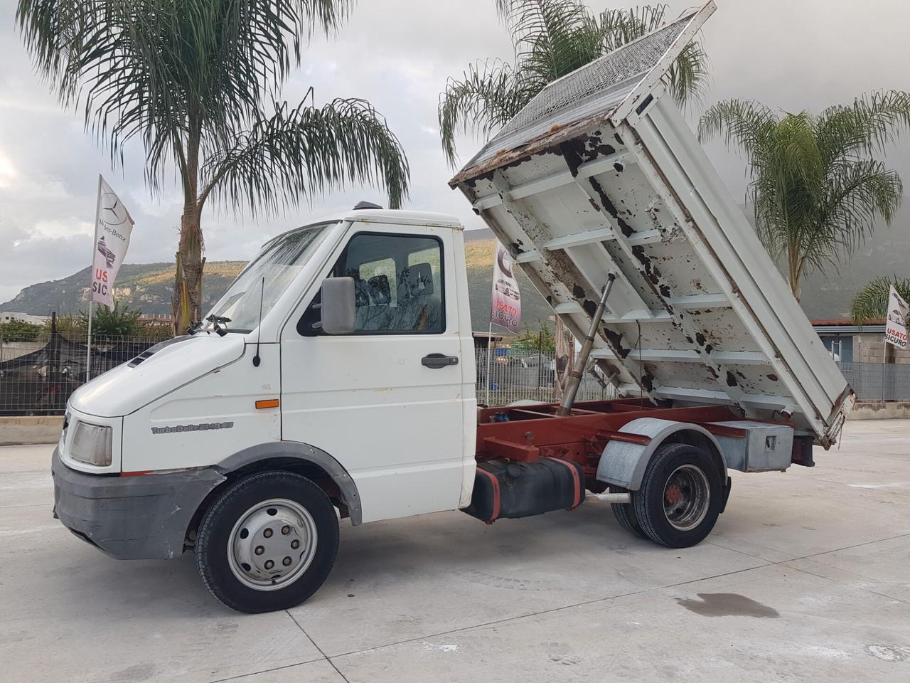 IVECO DAILY 35.10 ANNO 1994 *RIBALTABILE TRILATERALE
