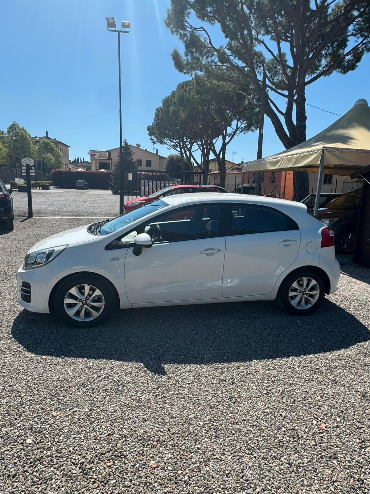 Kia Rio 1.4 CRDi 5p. Cool Collection FINO A 25 KM/L