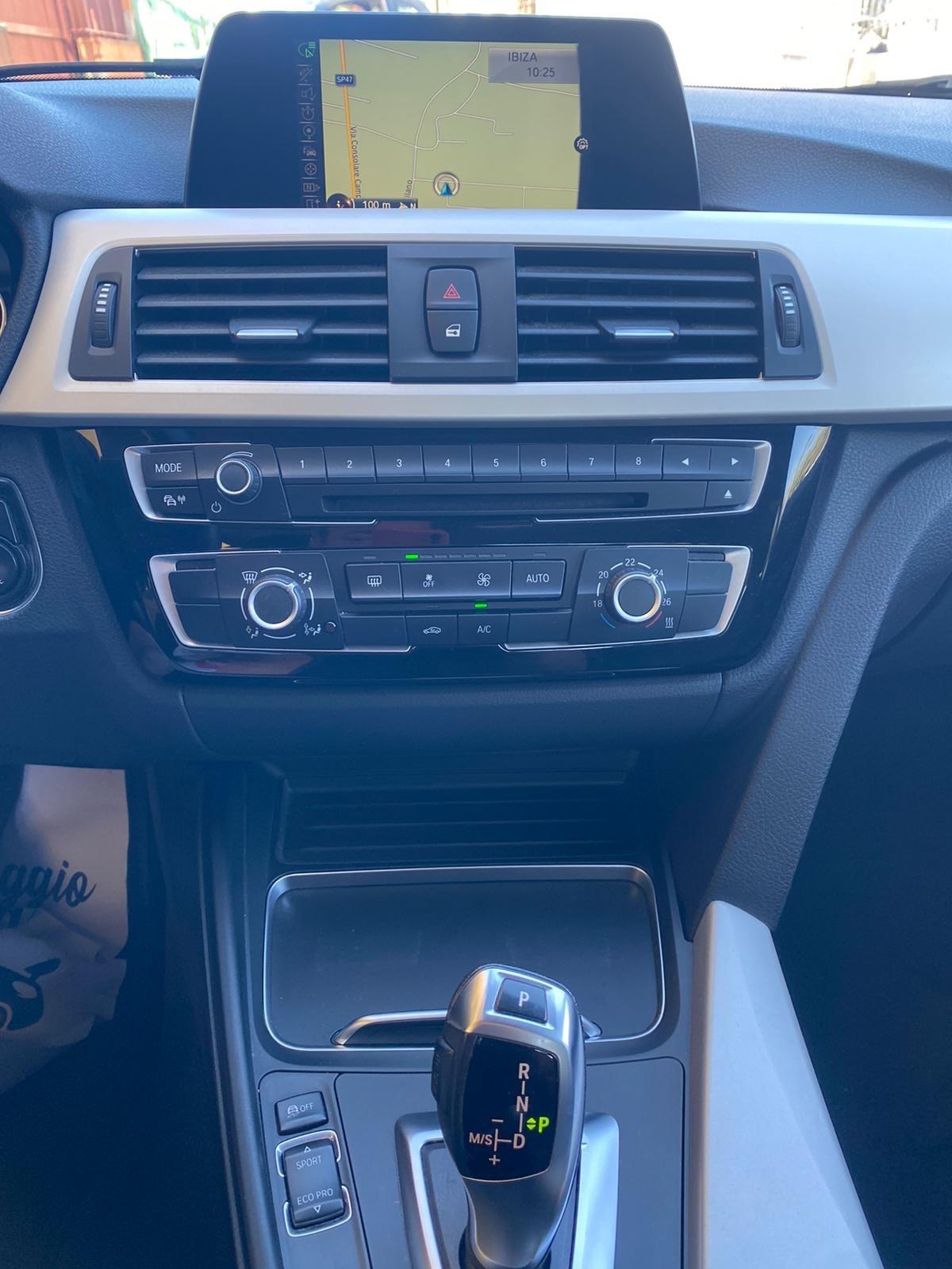 Bmw 320d Xdrive Fine 2015 Full Navi TAGLIANDATA