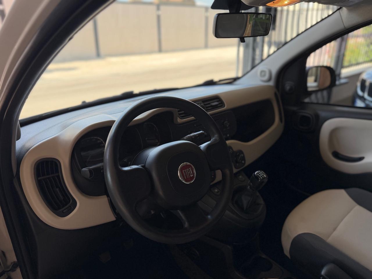 Fiat Panda 0.9 TwinAir Turbo Natural Power Lounge