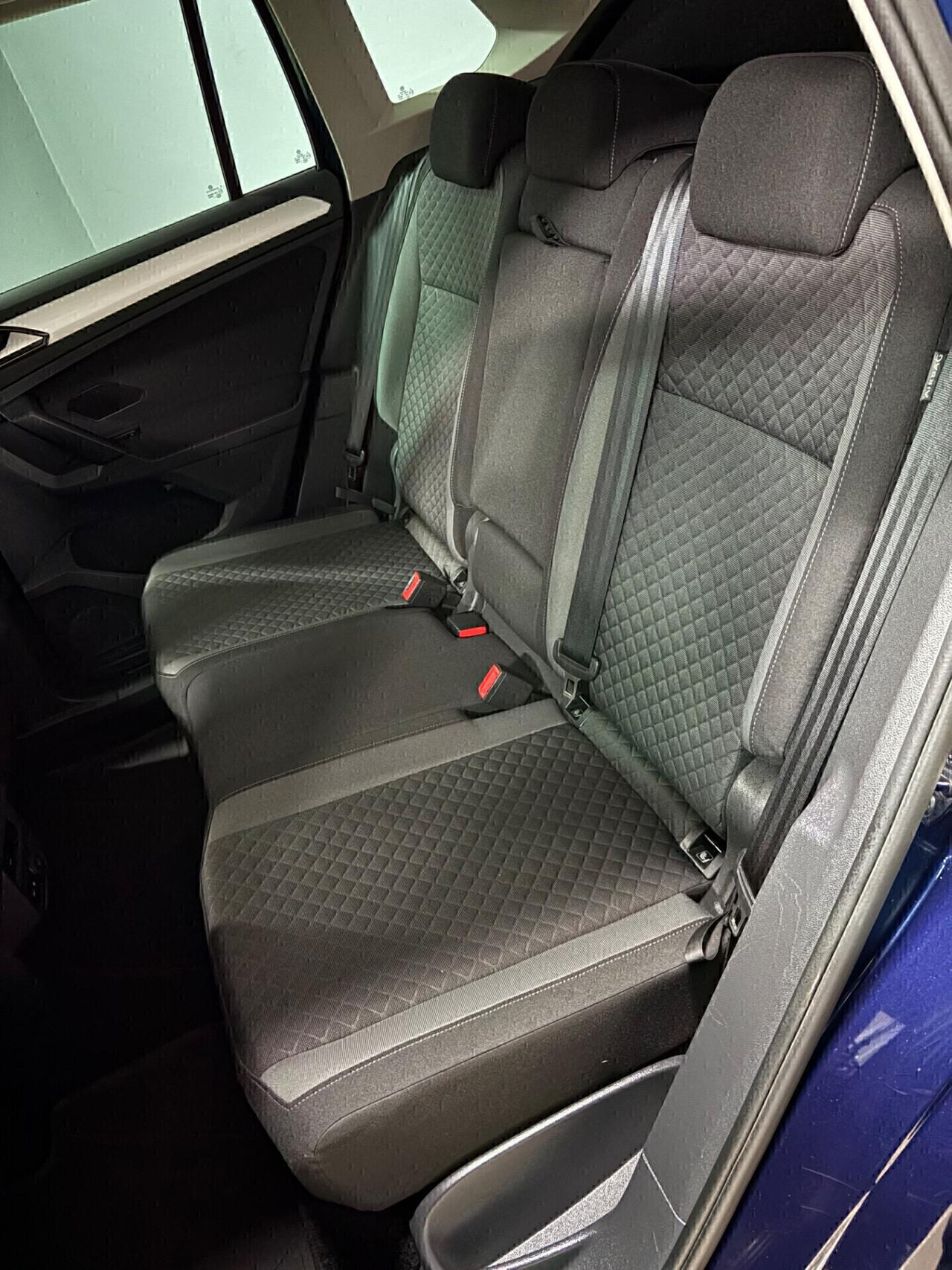 Volkswagen Tiguan 2.0 TDI DSG ** SPORT 4MOTION BMT