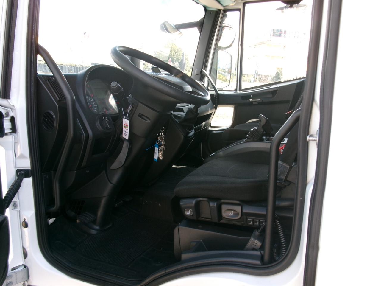 Iveco EUROCARGO 120/25 E6 FRIGO+PEDANA FRC 09/28