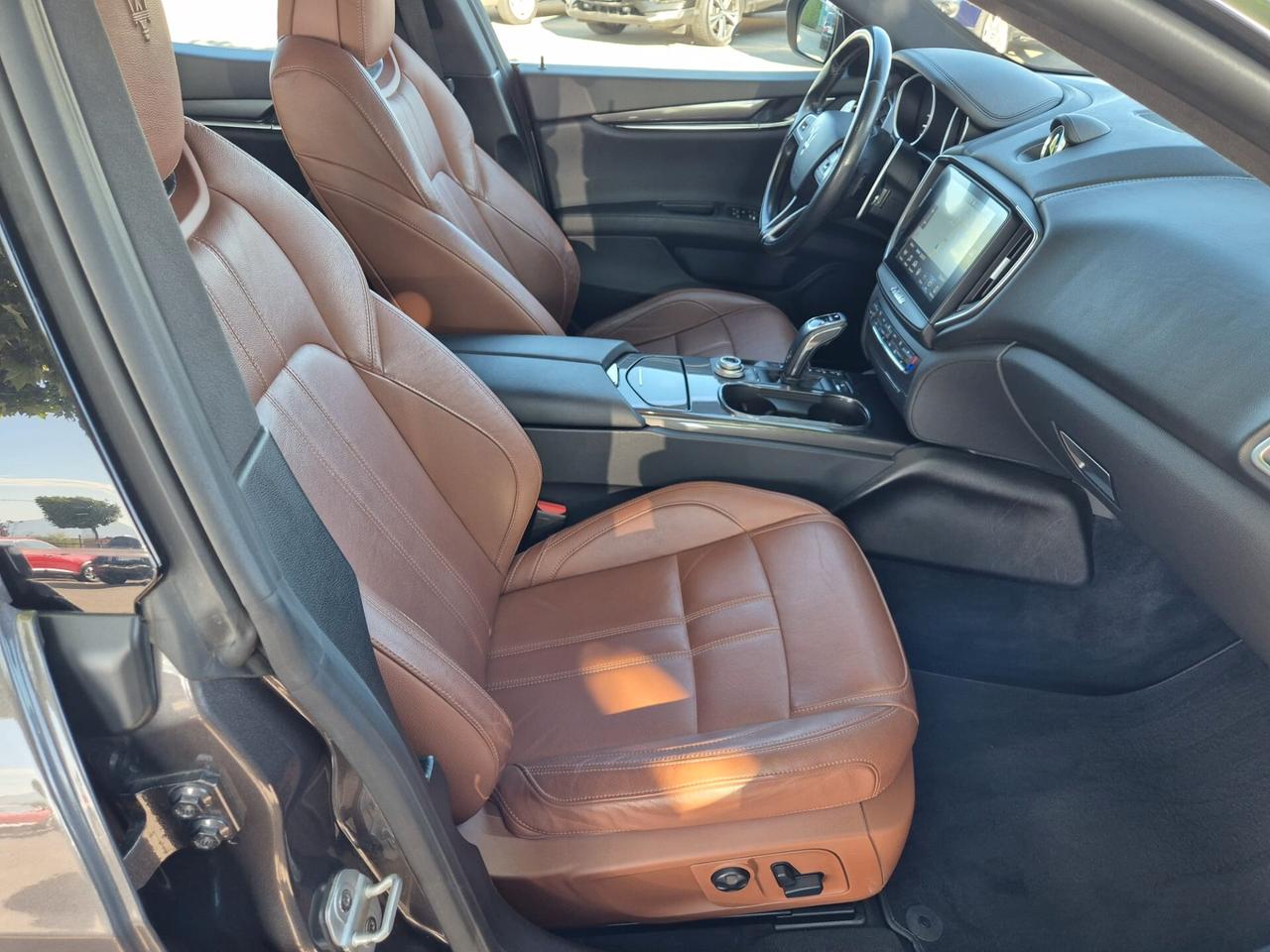 Maserati Ghibli V6 Diesel Gransport