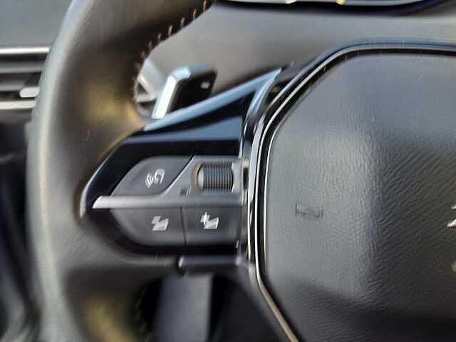 Peugeot 3008 BlueHDi 130 S&S EAT8 Allure