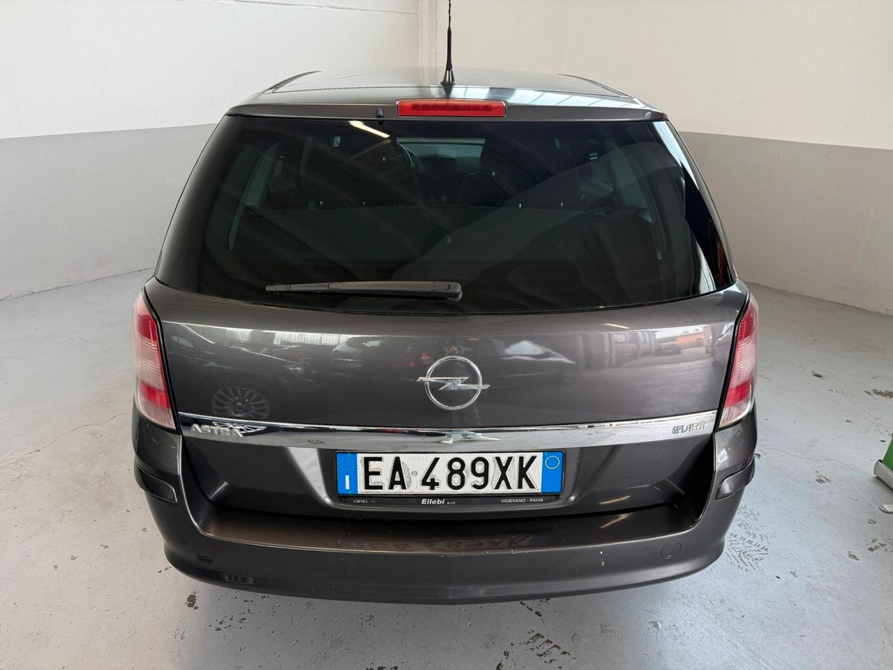 Opel Astra 1.6 16V GPL-TECH Station Wagon Edition