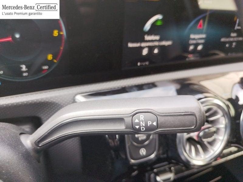 Mercedes-Benz Classe A A 200 D PREMIUM 4MATIC AUTO