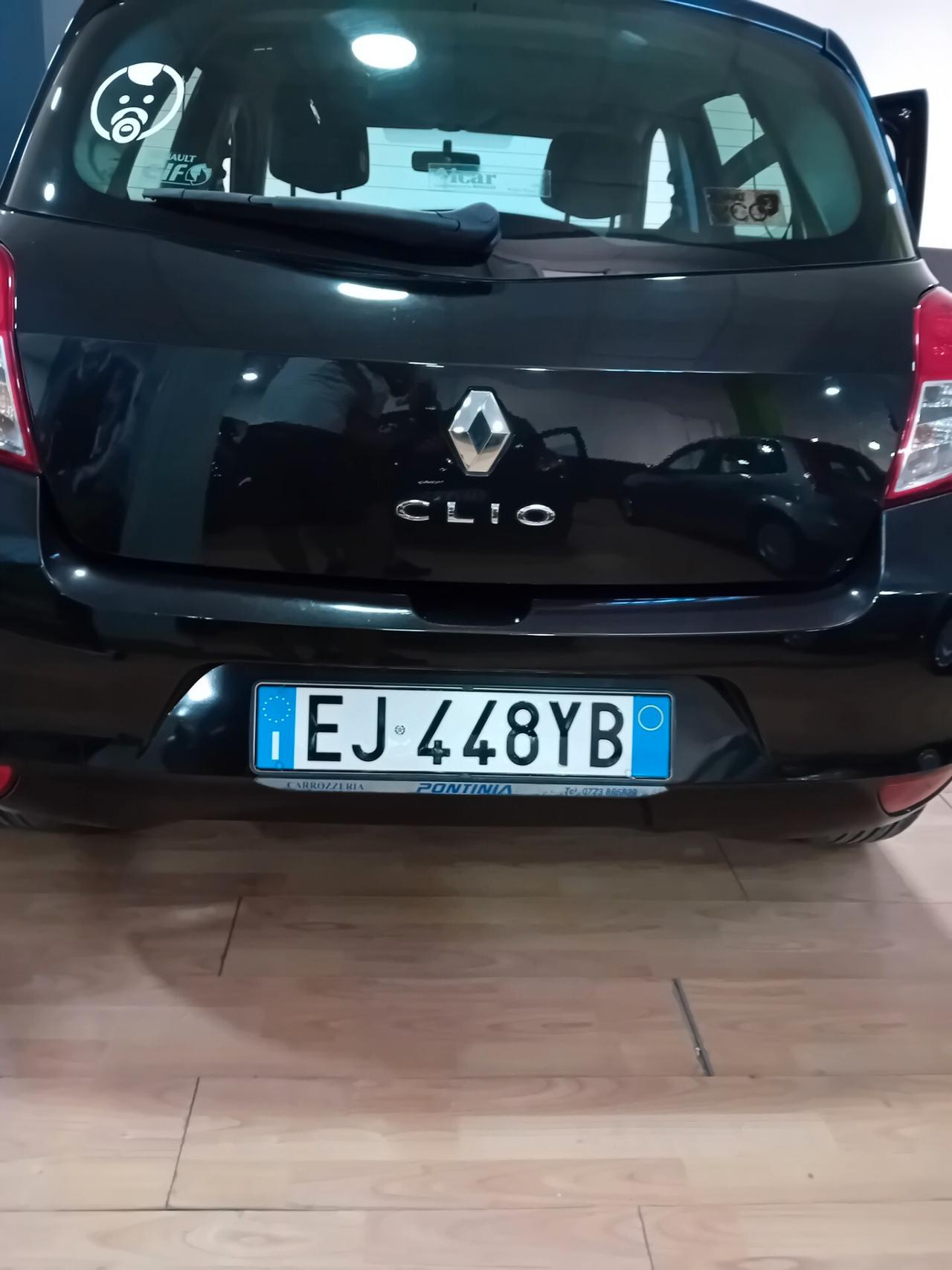 Renault Clio 1.2 16V 5 porte Dynamique